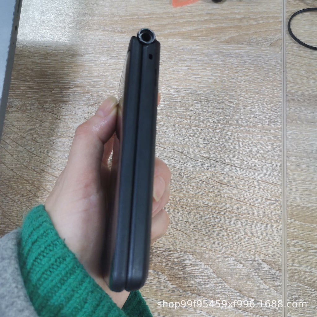 Specially designed for large buttons3G Flip Cover Phone for Students and Elderly with Button Function, Long Battery Life