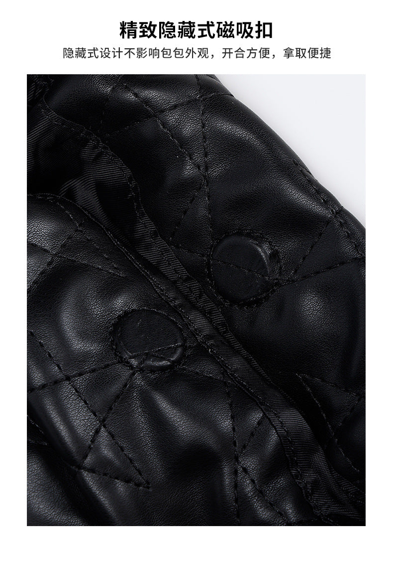 Quilted Chain Small Chanel Style Pleated Drawstring Trash Bag New Underarm Bag for Women Large Capacity Commuting Shoulder Bag