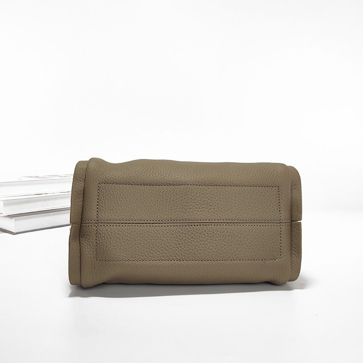 Genuine Leather Basket Bag Handheld Bucket Bag Women's Winter Crossbody Bag Large Capacity Top Layer Cowhide Bucket Style