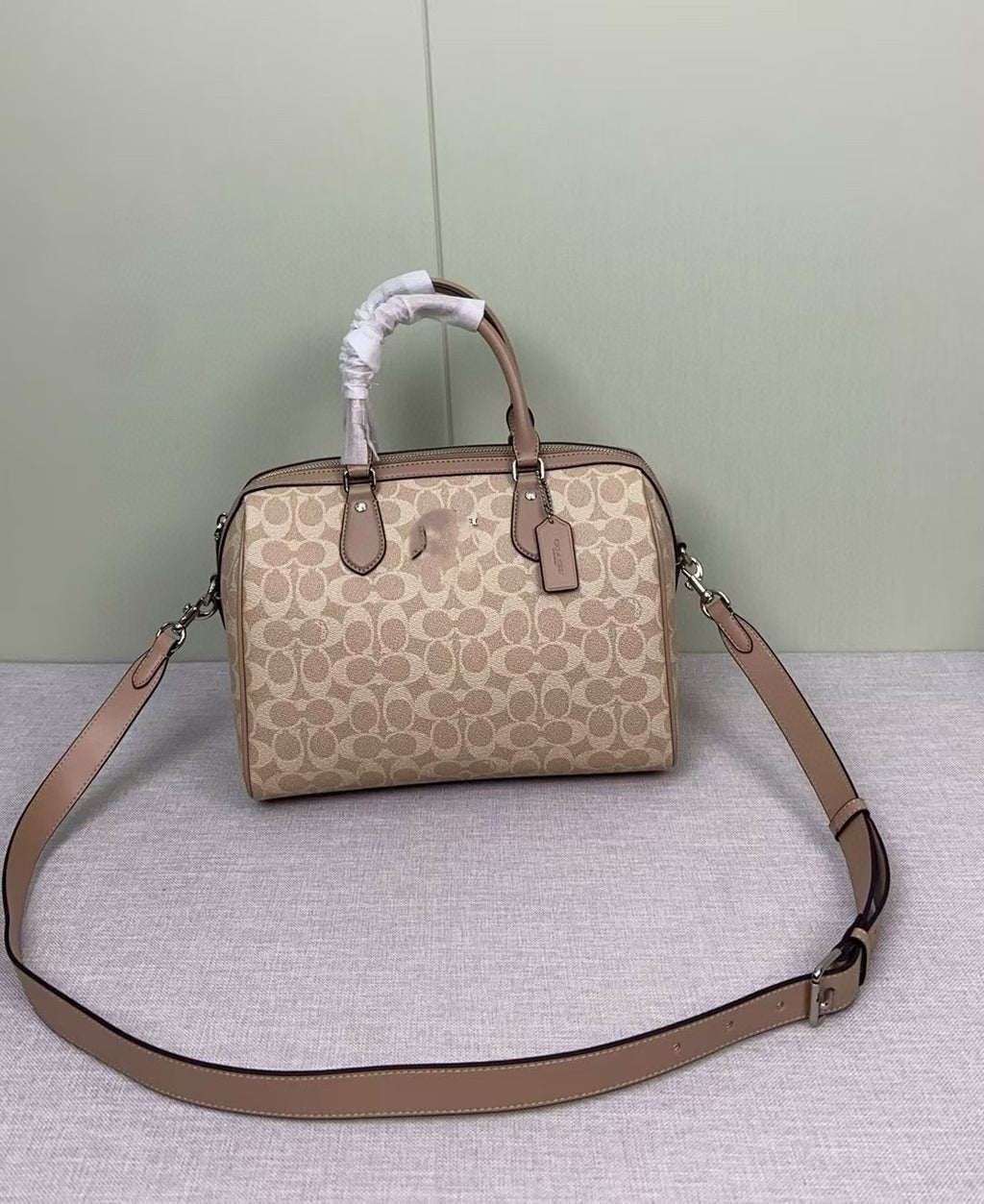 Classic Presbyopic Boston Kuo Family New Model Rowan Pillow bag mini Handbag Classic Presbyopia Crossbody Women's Bag