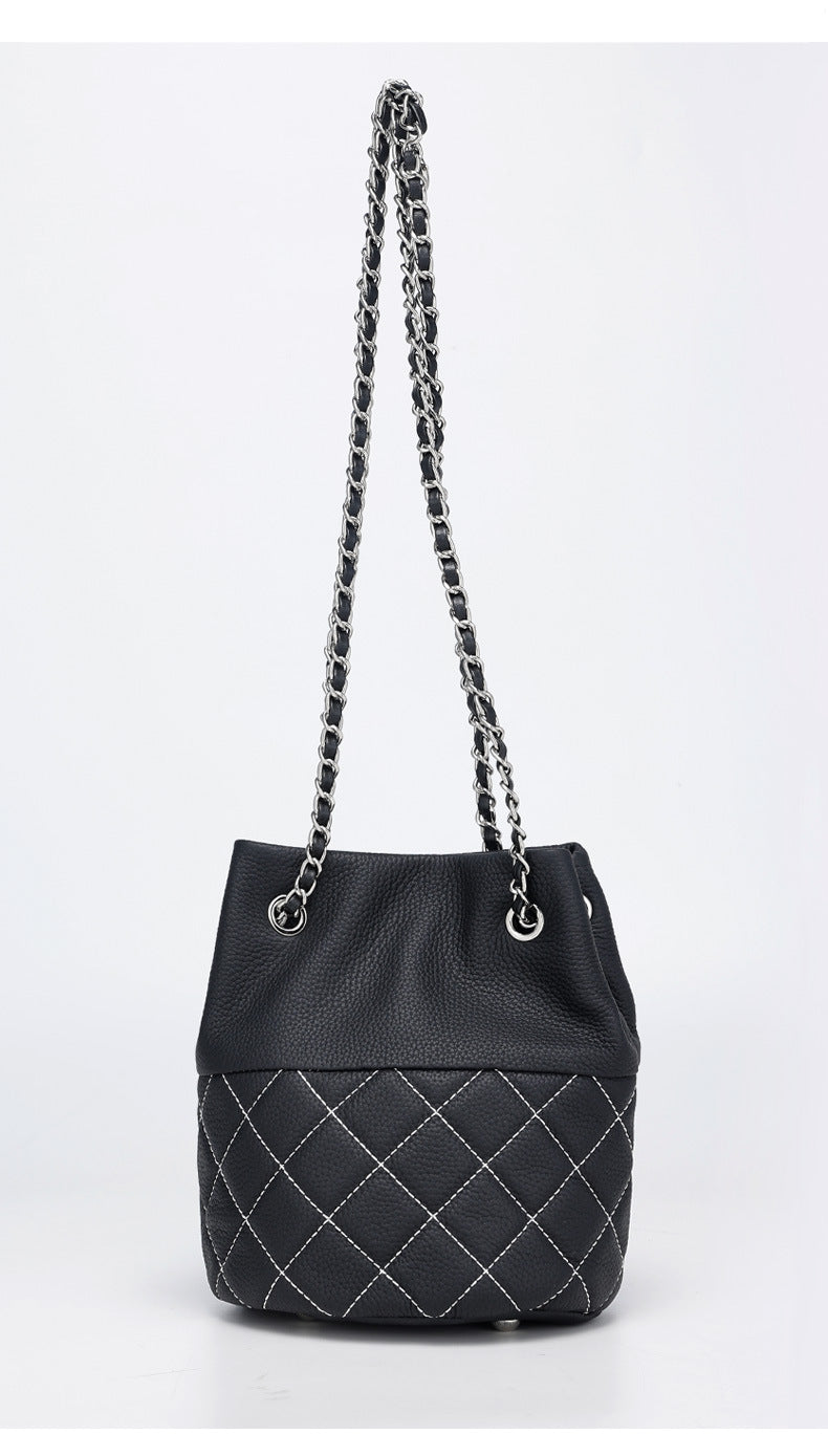 Classic Top Layer Leather Chanel Style Diamond Chain Shoulder Crossbody Women's Bag Fashion Versatile Handheld Bucket Bag for Women
