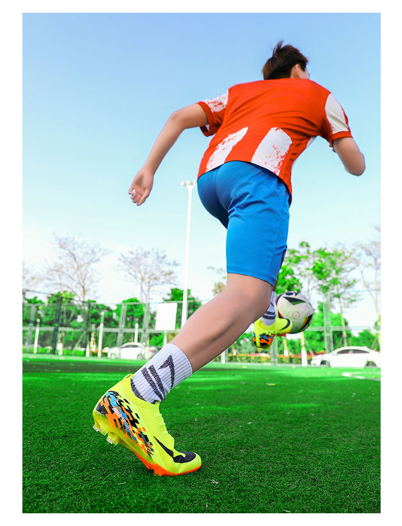New Large Size Long Spike Football Shoes Low Top Youth Competition Training Student Football Sports Shoes