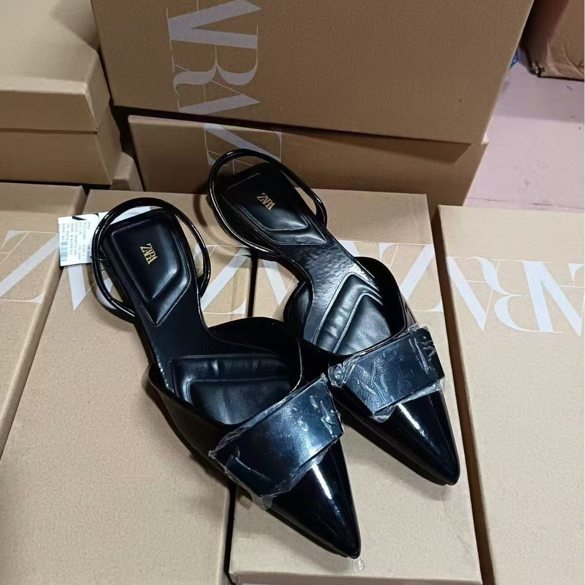 ZA European and American Summer New Pointed Toe Women's Shoes Fashion Patent Leather Three-Color Flat Square Buckle Head Decoration Back Strap Sandals for Women