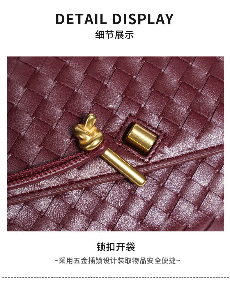 European and American Niche Woven Single Shoulder Baguette Bag Fashion Horizontal Clutch Bag Organ Lady Crossbody Bag Long Bag