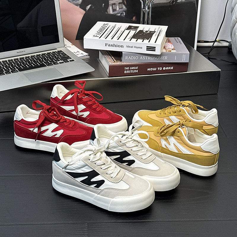 5.5cm Invisible Height Increasing German Training Shoes2025New Year's New Versatile Basic Casual Women's Shoes