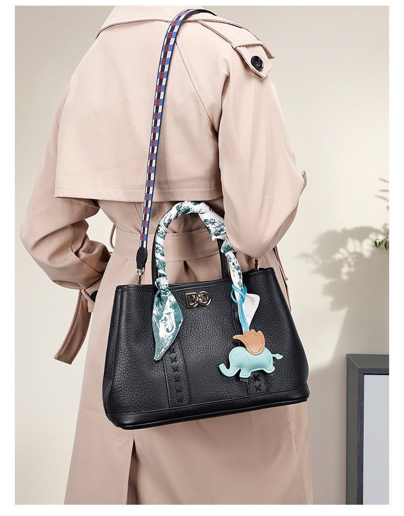 Top Layer Cowhide Large Capacity Tote Bag Women's Textured Handbag Fashionable Women's Bag Light Luxury Versatile Crossbody Bag