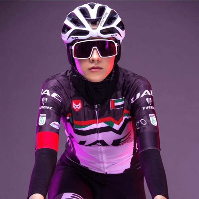 Polarized Sports Sunglasses for Women, European and American Fashion, Windproof Outdoor Cycling Sunglasses, Integrated Colorful Men's Trendy Fishing Glasses