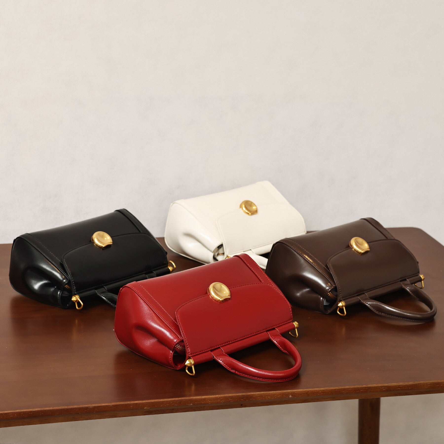 Vintage Simple Small Square Bag2025New Korean Style Personality Single Shoulder Bag Casual Crossbody Bag High-end Niche Handbag