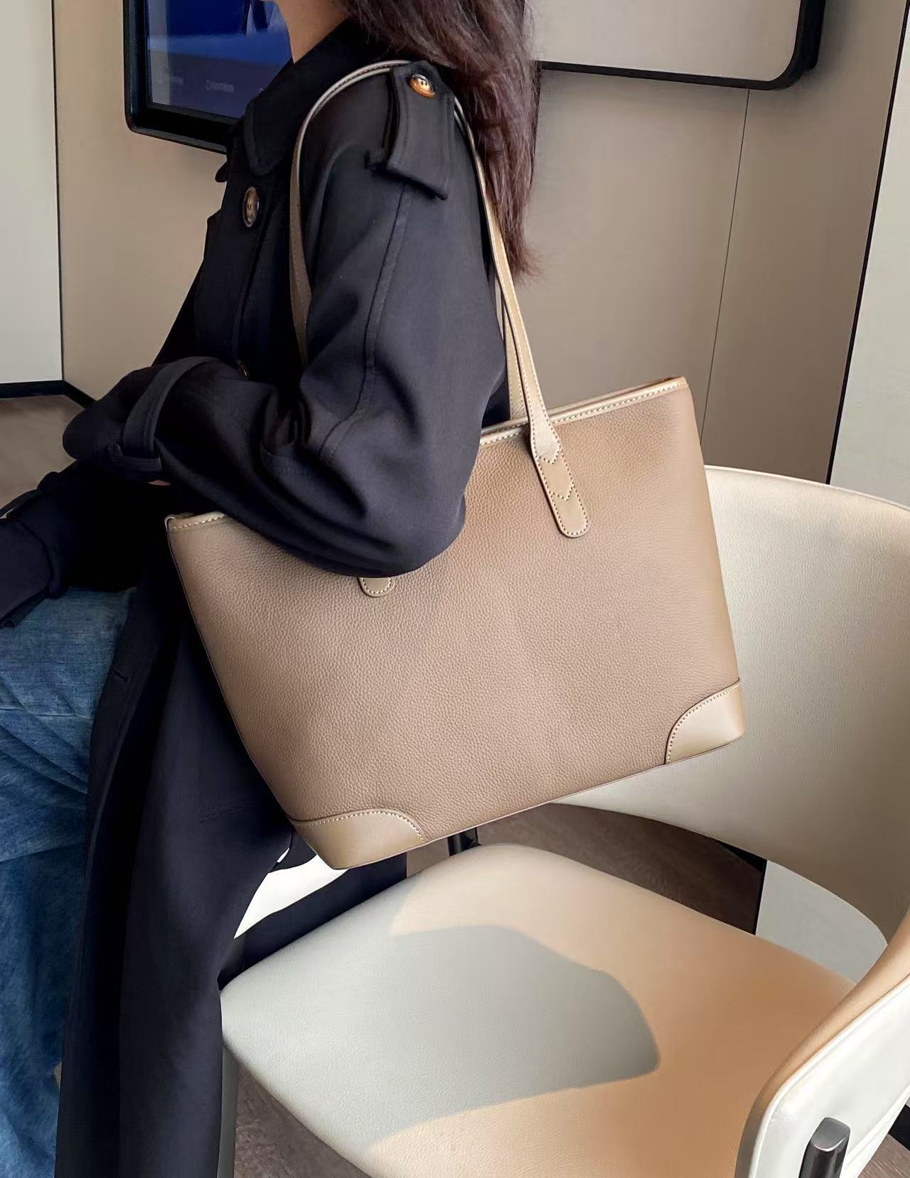 Large Capacity Women's Tote Bag New Fashion Single Shoulder Bag Mommy Bag Light Luxury Versatile Commuter Handbag