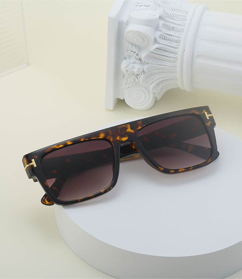 European and American retro women's sunglasses T Square Frame Sunglasses for Women Trendy Glasses Wholesale sunglasses