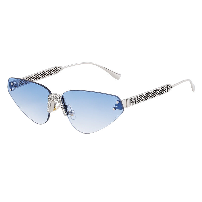 New European and American Fashion Frameless Sunglasses with Rhinestones for Women Outdoor Street Style Sunglasses Women Sun Protection Wholesale shades
