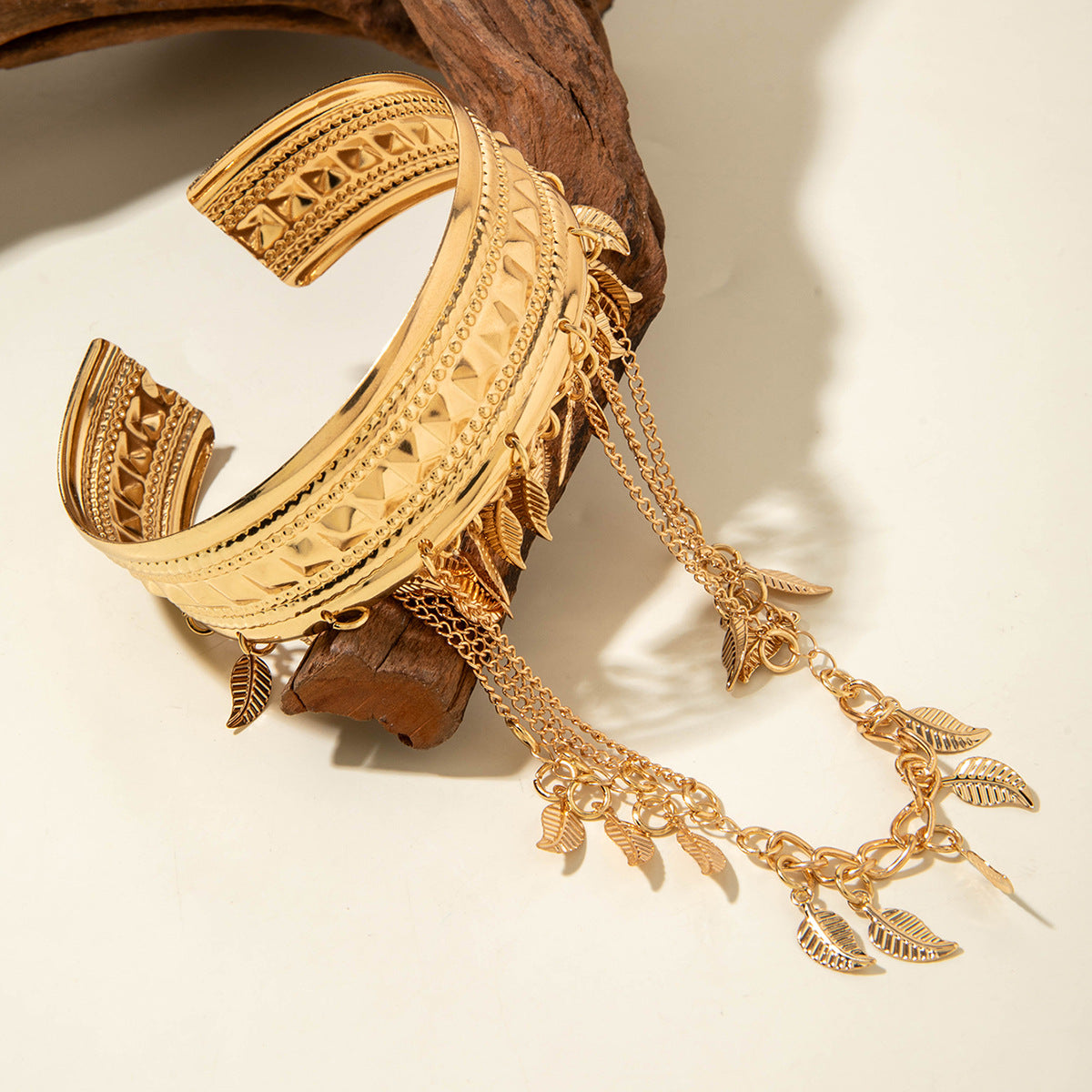European and American Western Cowboy Style Metal Tassel Armband arm chain Dunhuang Chain Retro Arm Bracelet Wholesale