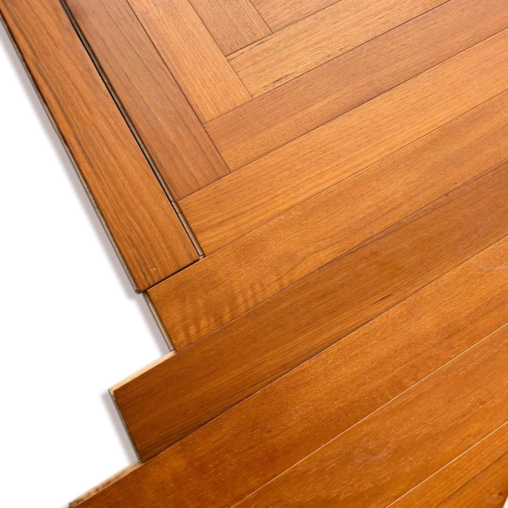 18mm Engineered Herringbone Teak Flooring Multilayer Core Strength Custom Design Luxury Villas Commercial Interiors Outdoor Park