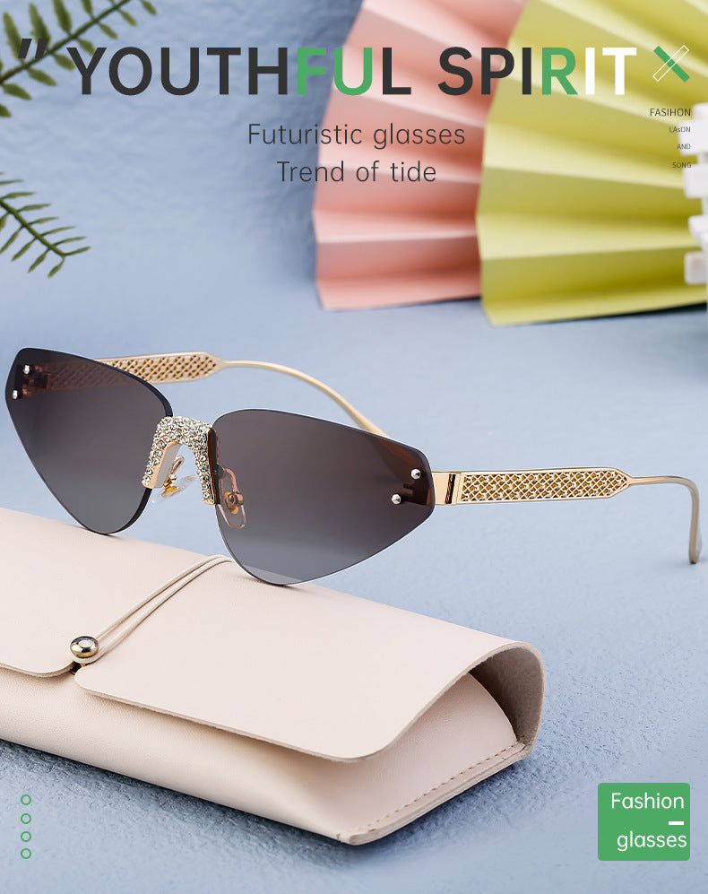 New European and American Fashion Frameless Sunglasses with Rhinestones for Women Outdoor Street Style Sunglasses Women Sun Protection Wholesale shades