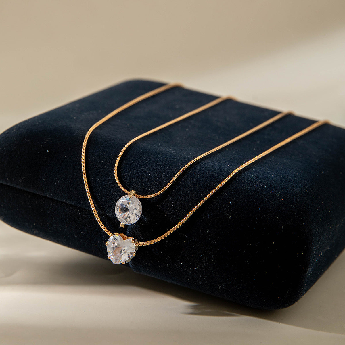 European and American Ornament Fashionable and Simple Diamond-Encrusted Chain Necklace for Women Creative Water Drop Multi-layer Pendant Collarbone Necklace