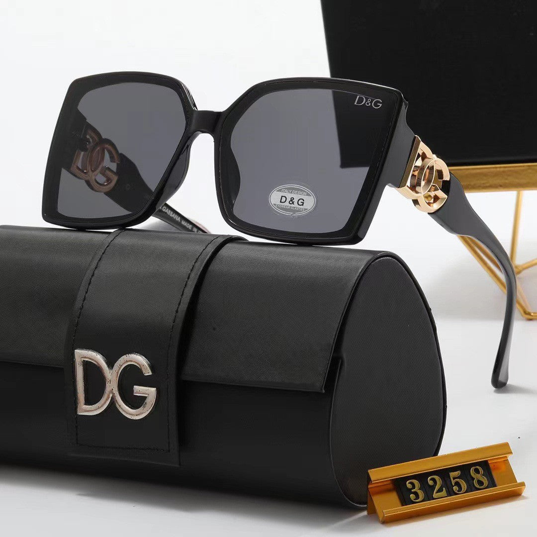 Fashion Brand Sunglasses for Women, European and American Classic Shades, Large Frame, High-End Feel D Home Sunglasses