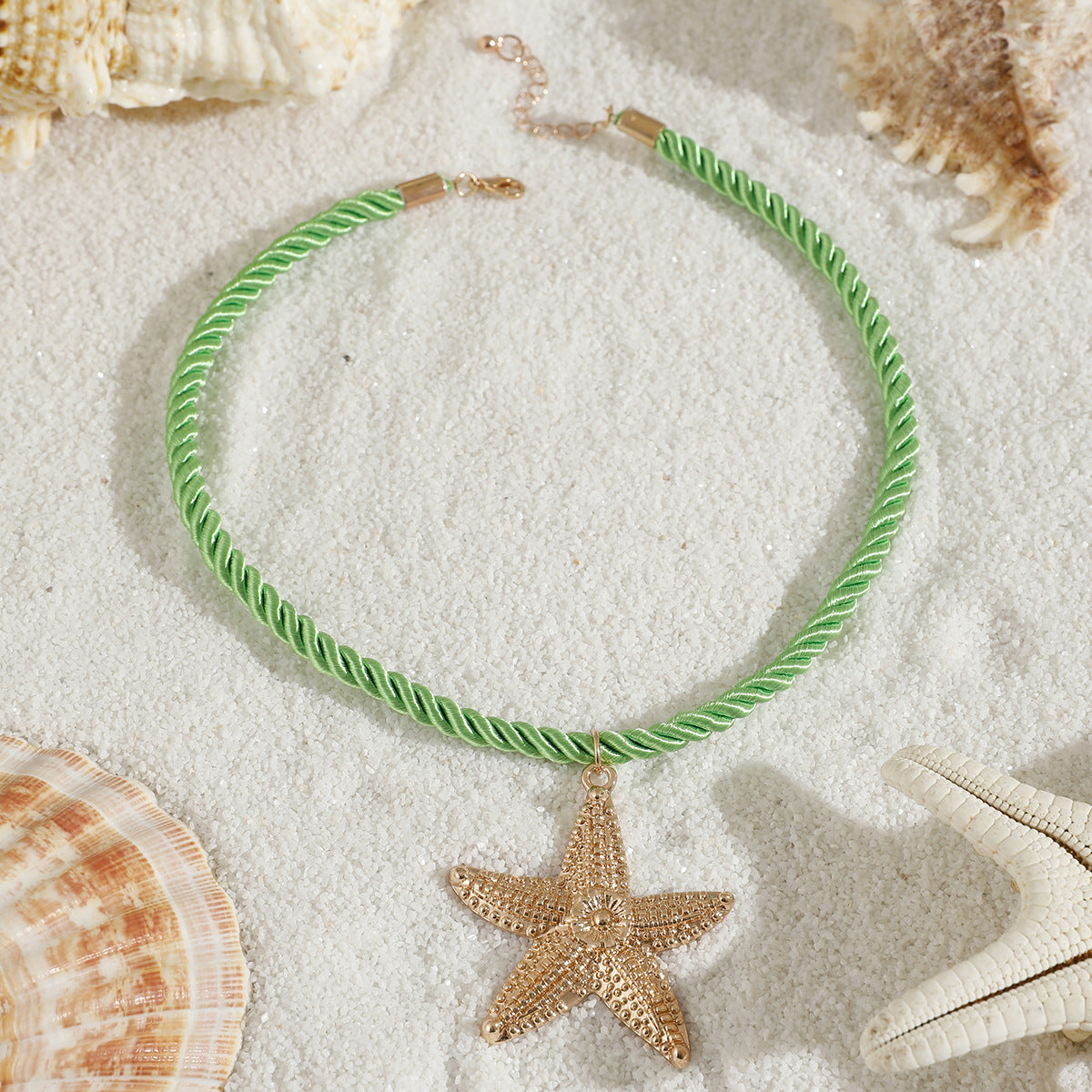 European and American Metal Ocean Style Starfish Pendant Necklace Jewelry Personality Exaggerated Star Beach Vacation Necklace for Women