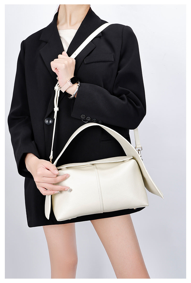 Song Family Ear Hanging Series mini Eaves Bag New Autumn and Winter Fashion Crossbody Shoulder Bag hobo Fashionable Versatile Women's Bag