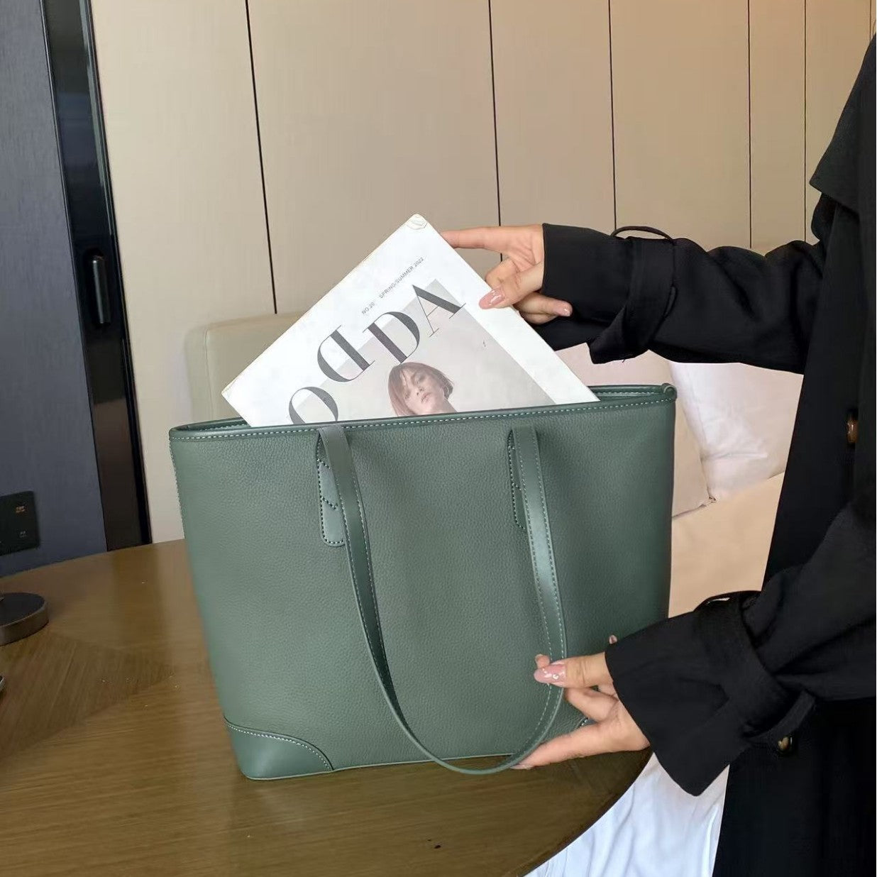 Large Capacity Women's Tote Bag New Fashion Single Shoulder Bag Mommy Bag Light Luxury Versatile Commuter Handbag