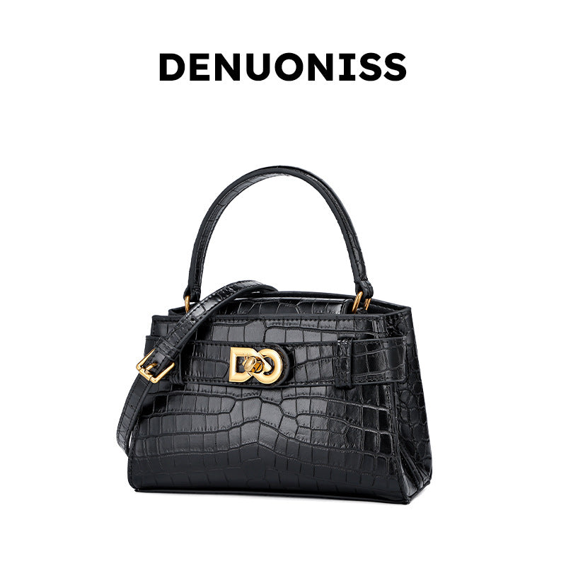 Fashionable Texture Trend2025European and American New Style Small Square Bag Niche Design Casual Chic Women's Single Shoulder Crossbody Bag