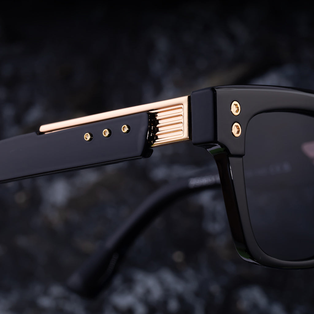 Men's Square Frame Sunglasses2025New European and American style sunglasses for men with a high-end fashion retro design and sun protection