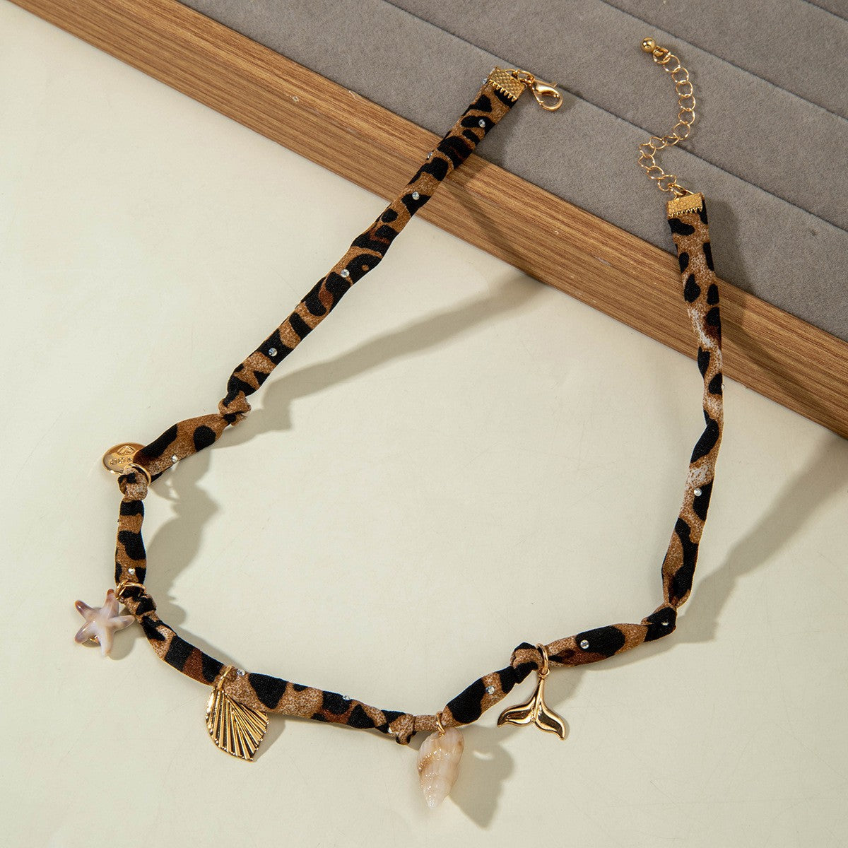 European and American Style Ocean-themed Cross Conch Starfish Pendant Leopard Print Exaggerated Necklace Collarbone Chain Jewelry