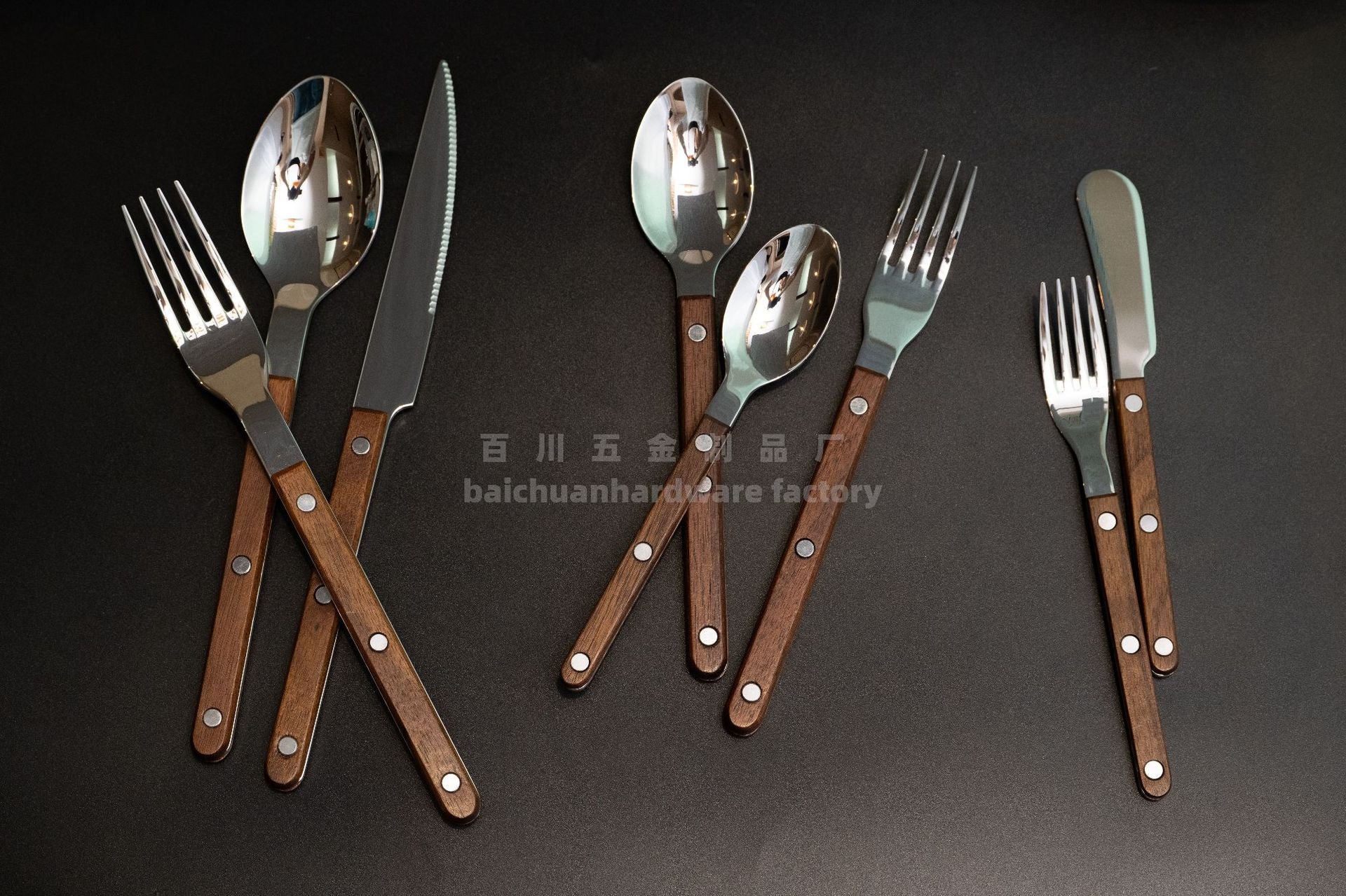 French Style Solid Wood Walnut Handle Western Cutlery Stainless Steel Knife Fork Spoon Wholesale Household Kitchen Western Restaurant