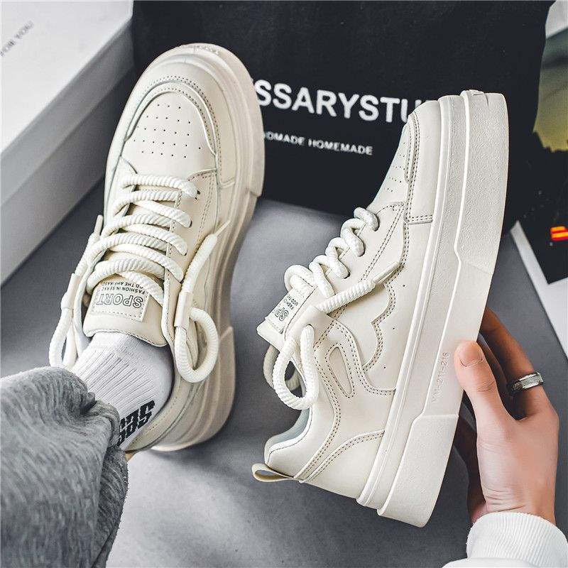 Spring and Summer Men's Shoes2025New Thick-Soled White Sneakers for Men Trendy Versatile Casual Sports Board Shoes