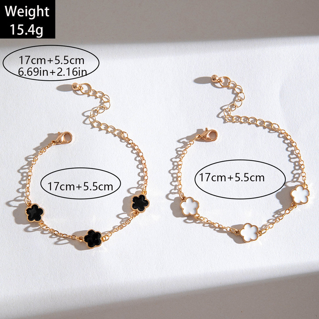 European and American Fashion Alloy Inlaid Diamond Five-Leaf Clover Bracelet Jewelry Three-Piece Set Simple Geometric Smooth Bracelet Wholesale