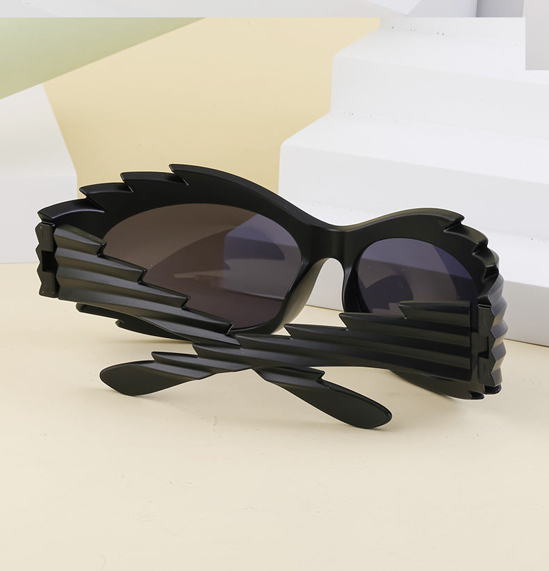 Europe and America Y2K Millennium Windproof Sunglasses for Women Trendy Personality Irregular Shape Sun Protection Sunglasses for Men Cycling Sports Glasses
