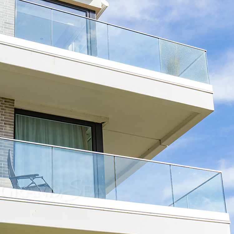 Outdoor Stainless Steel Balcony 12mm Glass Railing Balustrade Designs
