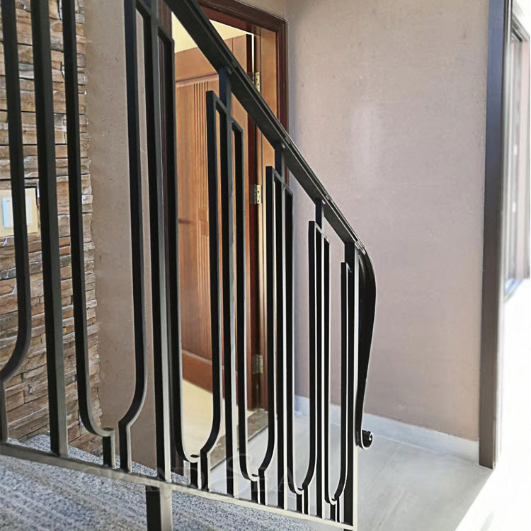 Used Modern Villa Residential Wrought Iron Stair Railing with 12mm Tempered Glass and Long Service Life