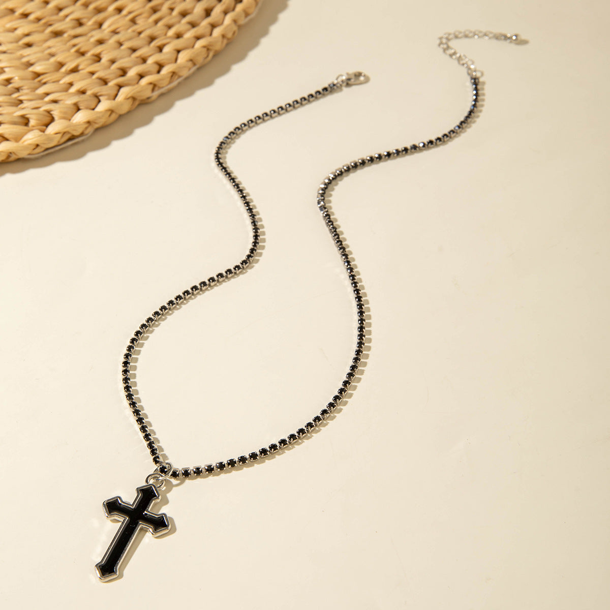 European and American Retro Hollow Cross Necklace Set, Stylish and Unique Hip-Hop Minimalist Style Necklace for Men and Women
