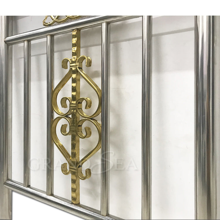 Luxury Design Gold Color Balustrade 304 Stainless Steel Stair Handrail for Sale