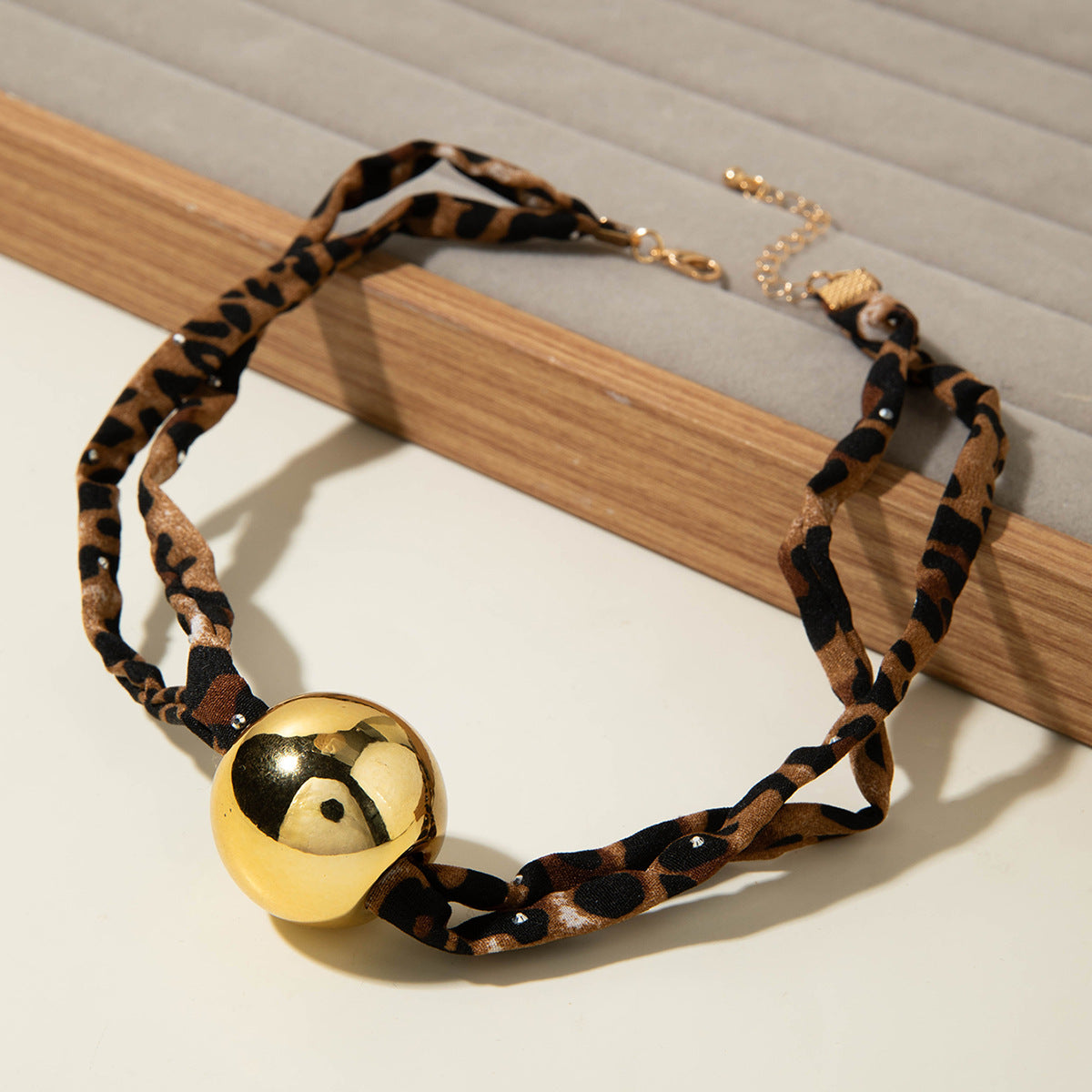 European and American Style Ocean-themed Cross Conch Starfish Pendant Leopard Print Exaggerated Necklace Collarbone Chain Jewelry