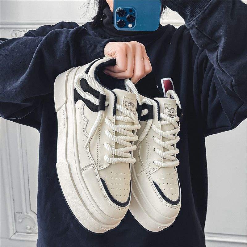 Spring and Summer Men's Shoes2025New Thick-Soled White Sneakers for Men Trendy Versatile Casual Sports Board Shoes