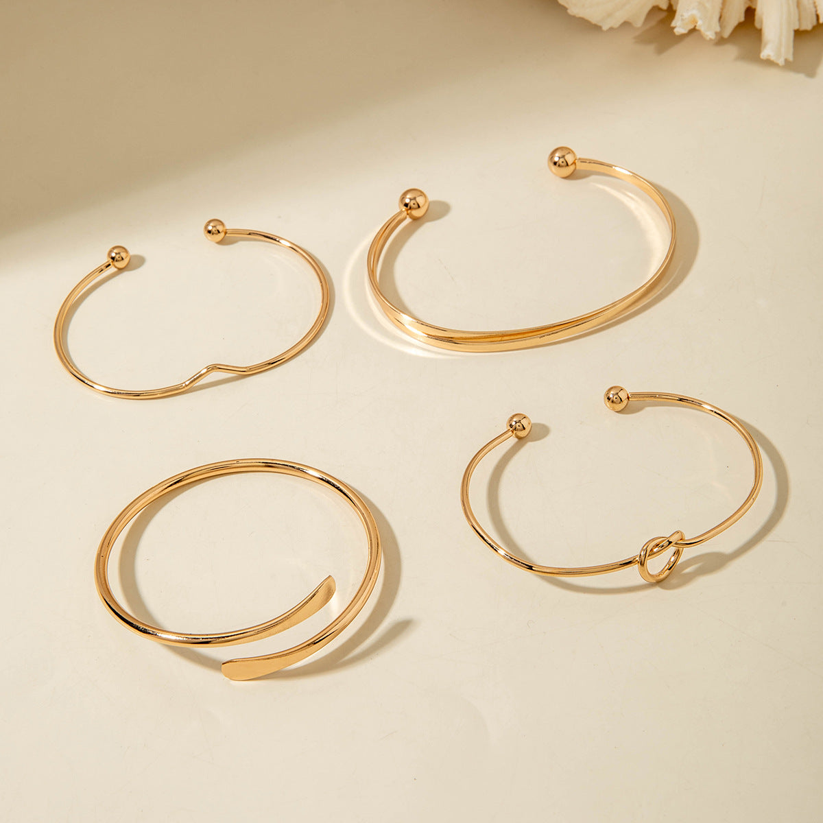 European and American Ornament Stackable Round Imitation Pearl Smooth Open Bracelet Fashion Jewelry Bracelet Wholesale