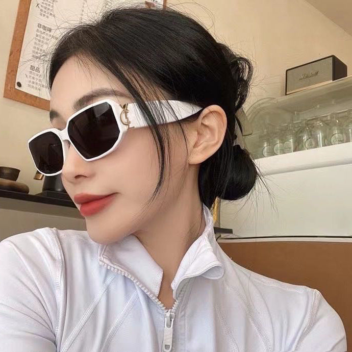 European and American fashion narrow frame sunglasses for women INS Street style square sunglasses for women wholesale sunglasses
