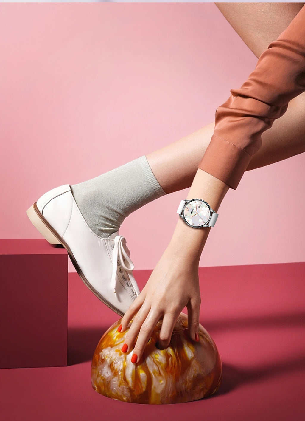 Y11Smart Watch Bluetooth Call Heart Rate Pedometer Sleep IP68Deep Waterproof Exquisite Women's Sports Three-Proof