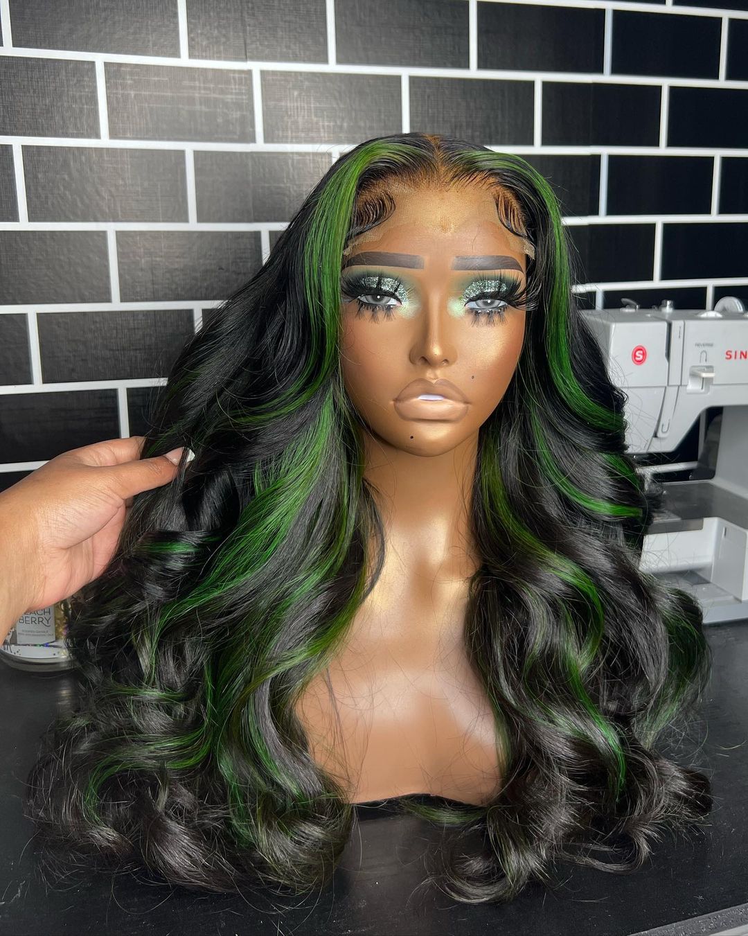 Highlight Ombre Lace Front Wig 13x6 Wavy Lace Glueless Wig