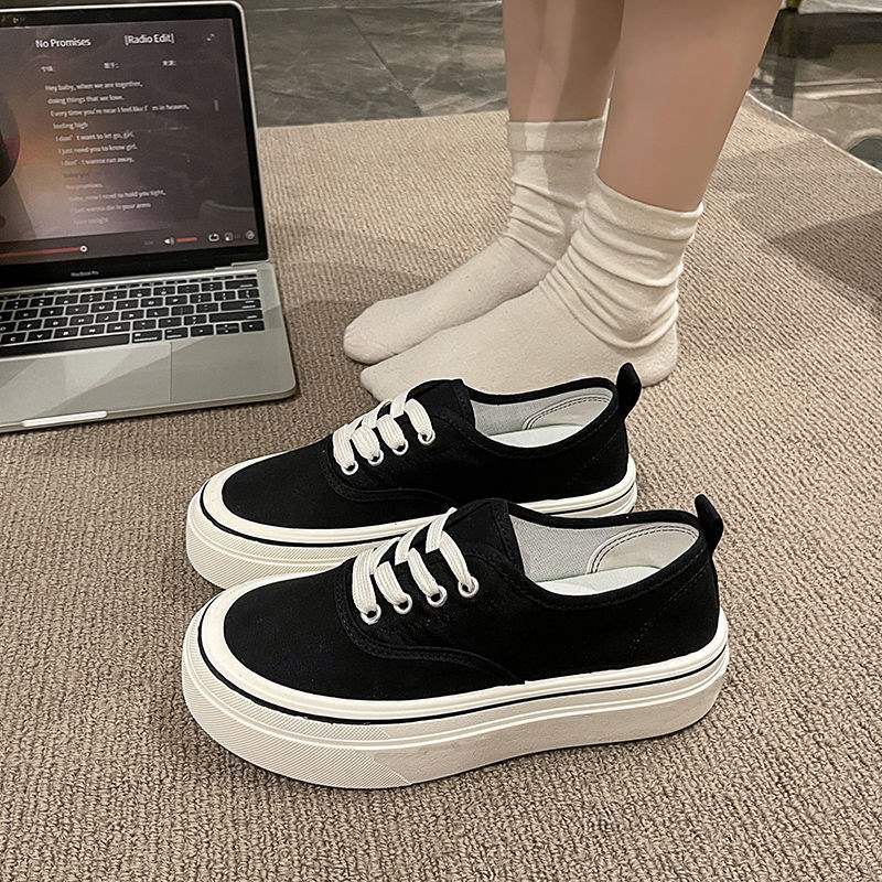Black canvas shoes for female students Korean style new sneakers2025Spring Japanese Style Thick-Soled Casual Dopamine White Sneakers
