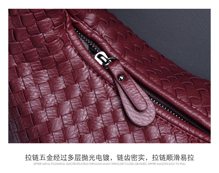 European and American New Crescent Women's Bag Fully Handwoven Handheld Dumpling Bag Fashionable Versatile European and American Style Single Shoulder Underarm Bag