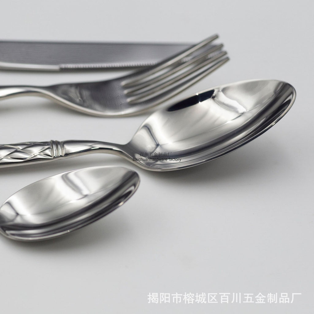 304Stainless Steel Knife Fork Spoon Thickened Forged Relief Tableware Western Steak Knife Fork Dessert Spoon4Piece Suit