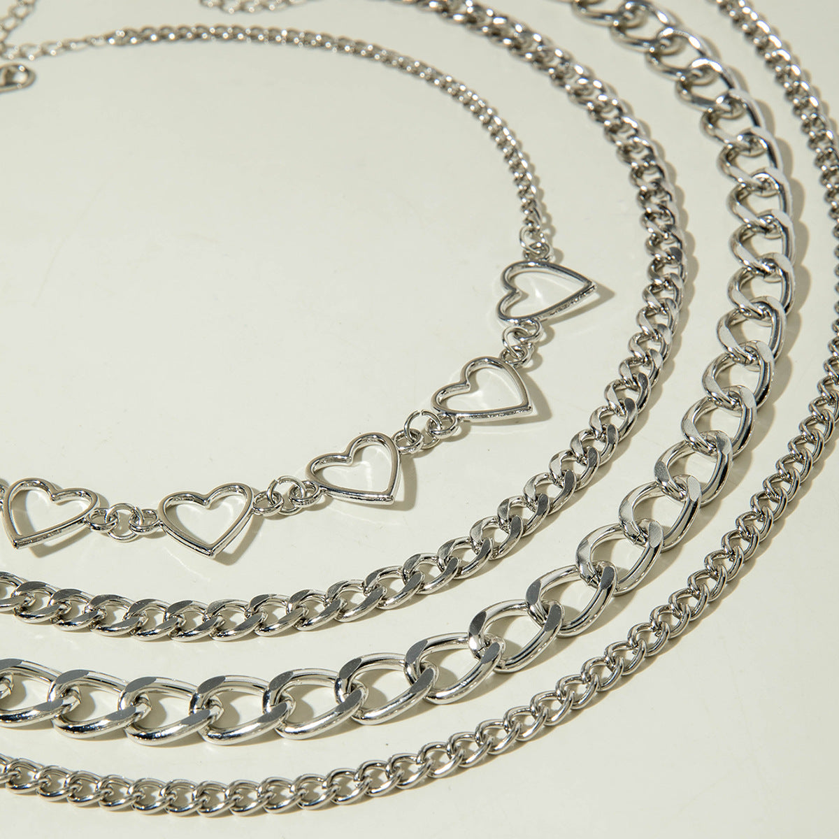 European and American Style Jewelry Hip-Hop Personality Geometric Exaggerated Necklace Heart-shaped Flat Thick Chain Hollow Multi-layer Necklace Wholesale