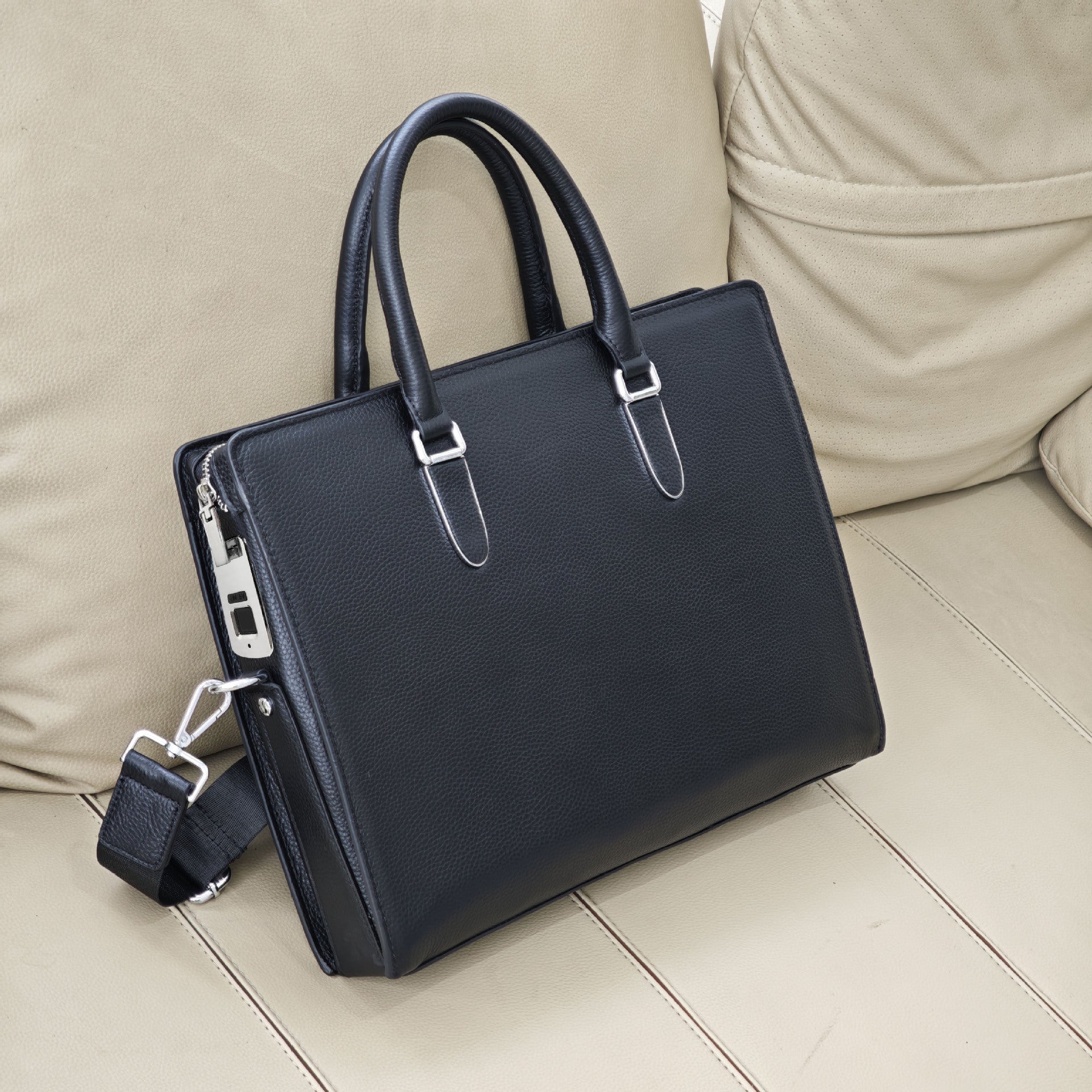 Business Trip Fingerprint Lock Handbag Men's Top Layer Cowhide Large Capacity High-end Feel Men's Business Commuting Genuine Leather Briefcase