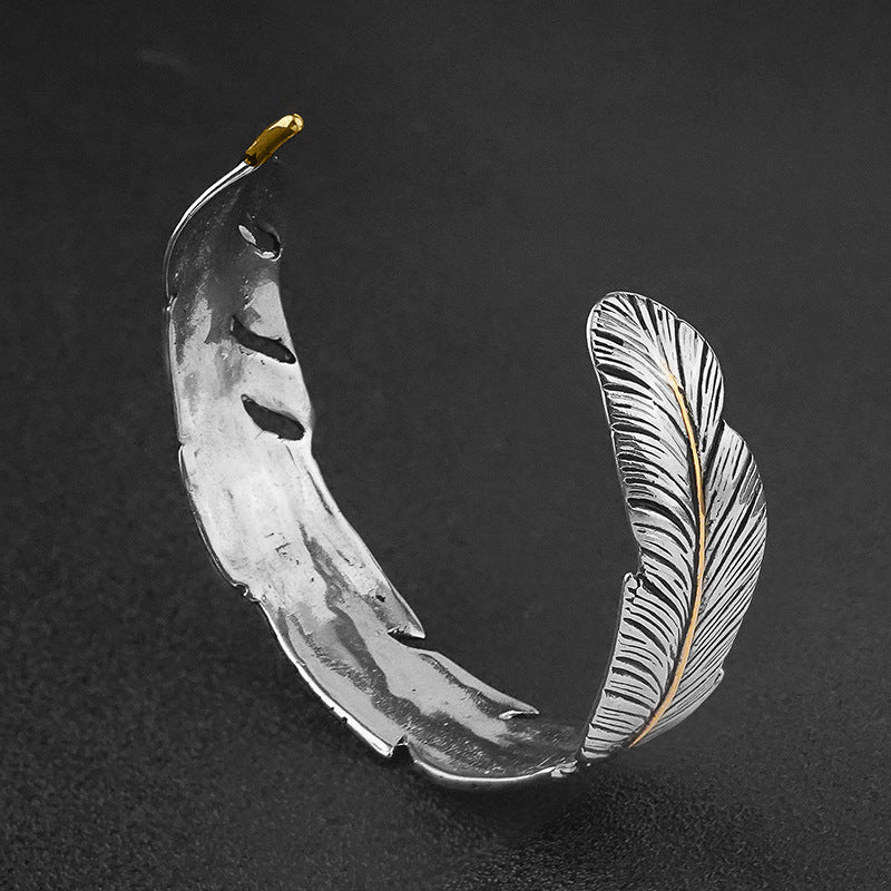Fashion Niche Titanium Steel Personality Feather Open Bracelet Adjustable Spacing Electroplated gold Feather Bracelet Wholesale
