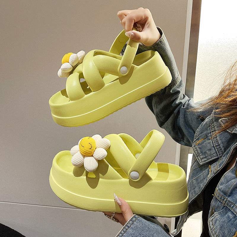 Versatile Women's Sandals for Outdoor Wear, Student Height Increasing Beach Sandals EVA All-in-One Two-Wear Casual Sandals24Summer Personality