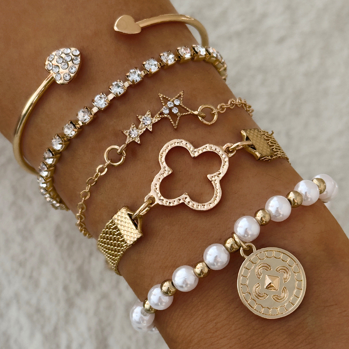 European and American Jewelry High-End Imitation Crystal Butterfly Bracelet Set Fashion Inlaid Diamond Heart Bracelet Wholesale