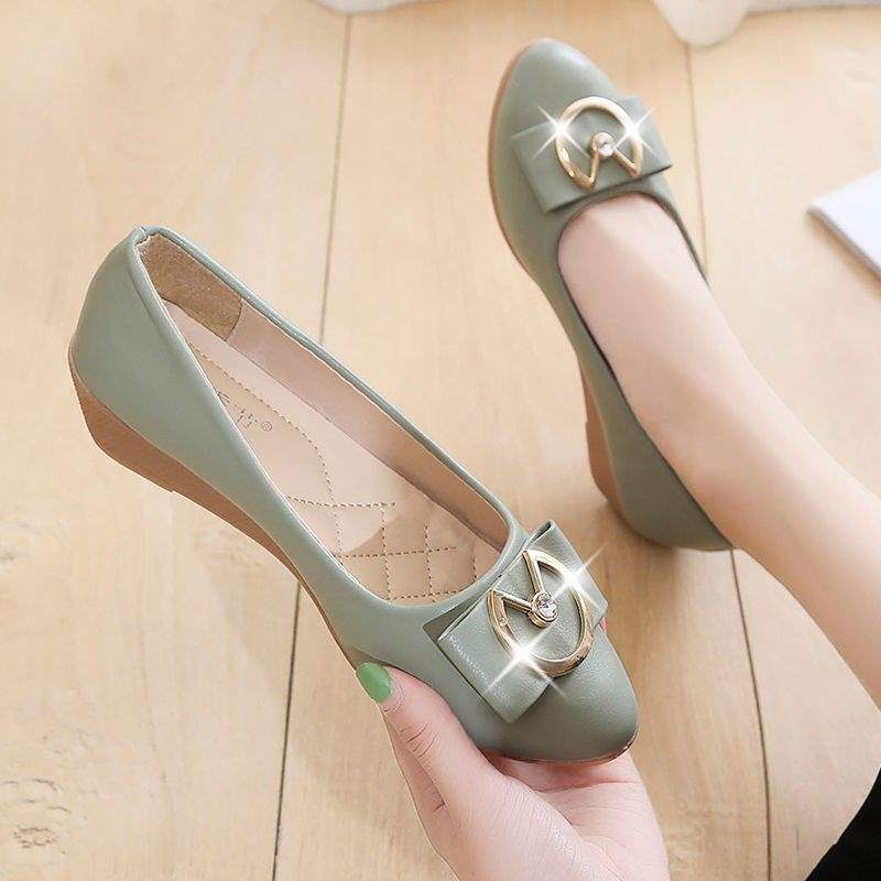 Women's Wedge Heel Shoes2025Spring and Autumn New Style Lazy Loafers Round Toe Versatile Korean Version Slip-On Small Leather Shoes