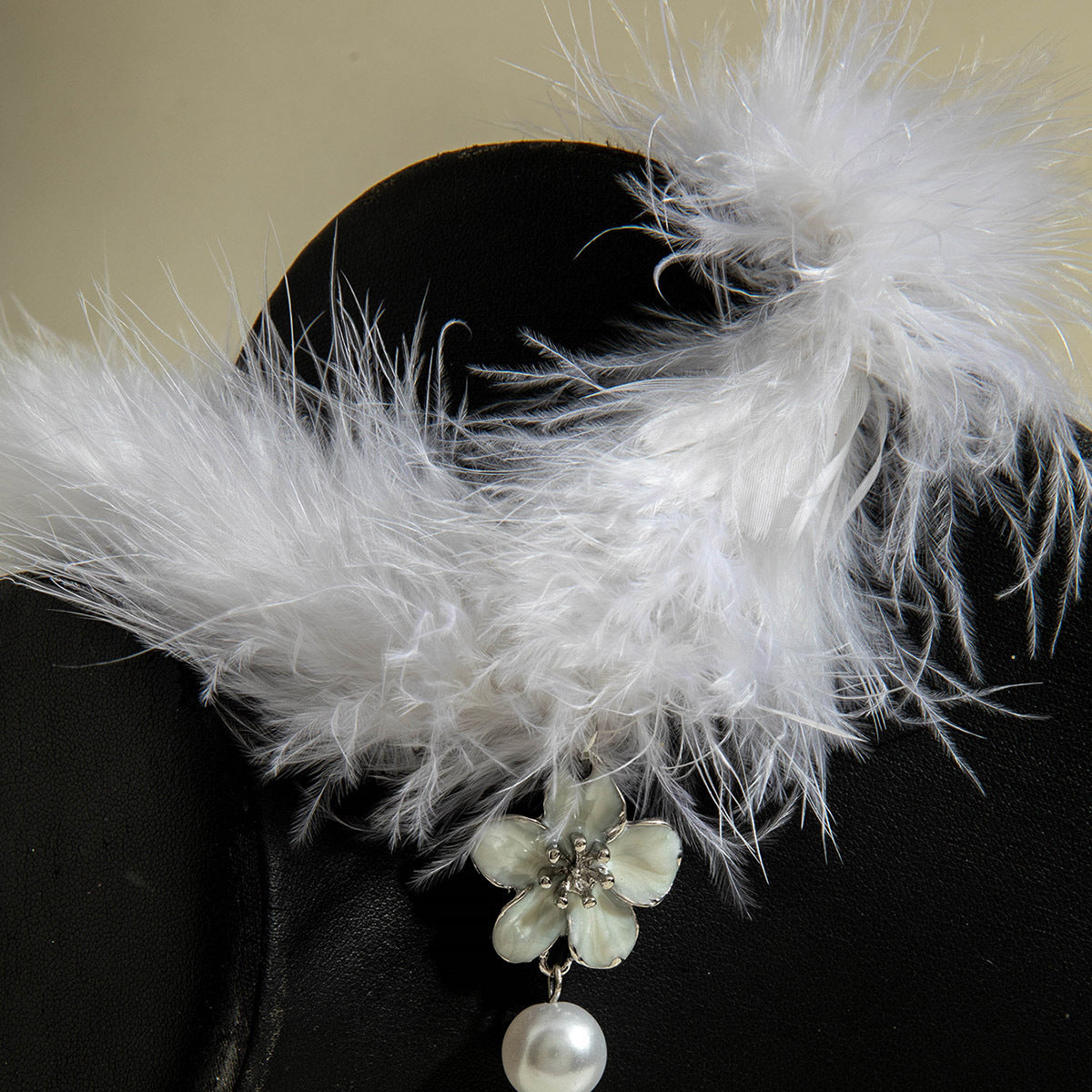 European and American Style Accessories Super Fairy Sweet Christmas Pearl Pendant Plush Necklace Light Luxury Fashion High-end Necklace Wholesale